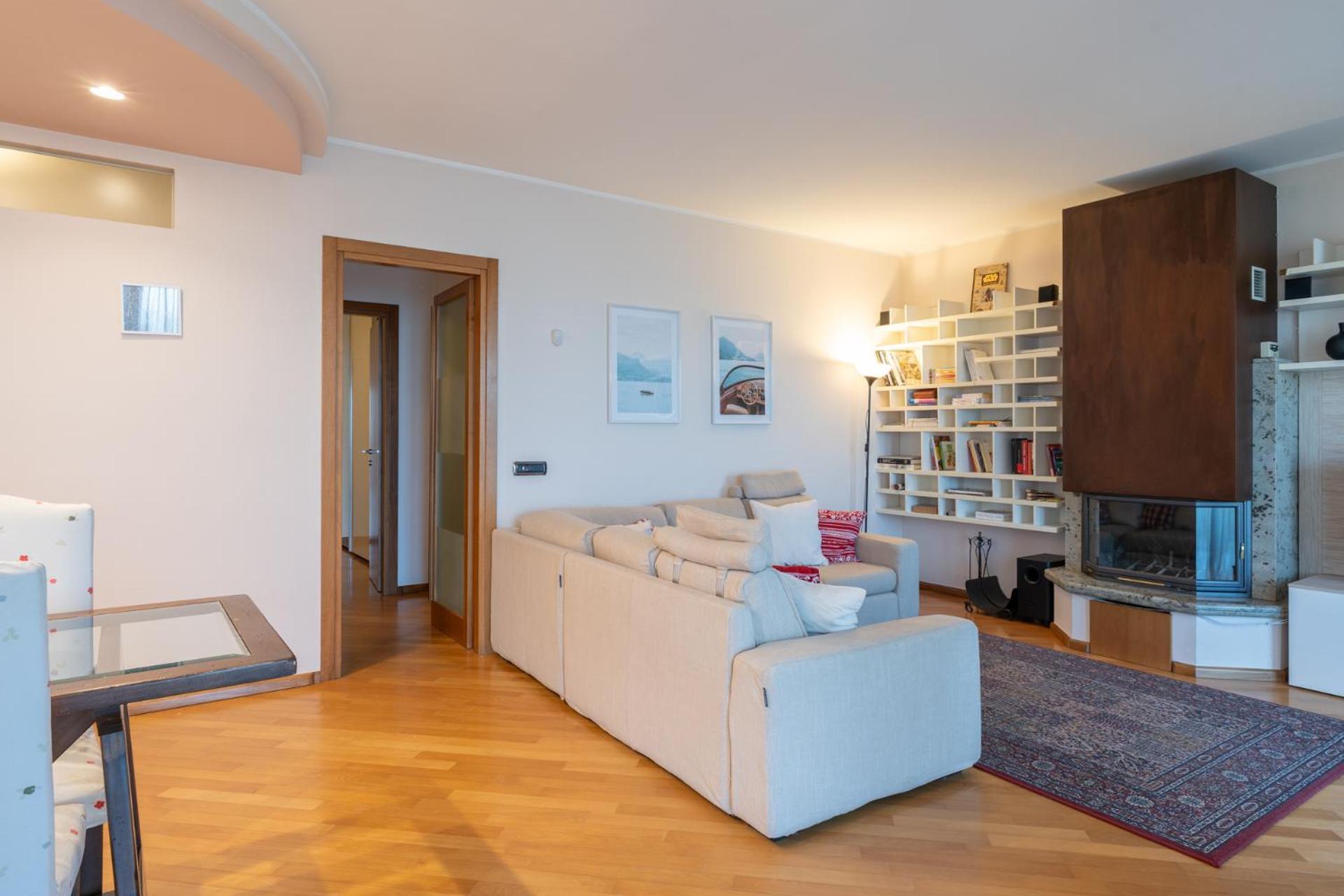 Como Lake - Apartment In Residence 5 Minutes From Lecco Center Galbiate 外观 照片